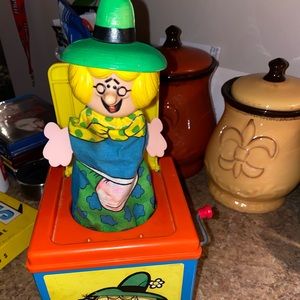 Vintage “1976” Milton Bradley Jack in The Box